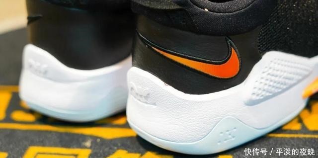 球鞋开箱PG5首发黑白配色，没有拉链颜值高了吗