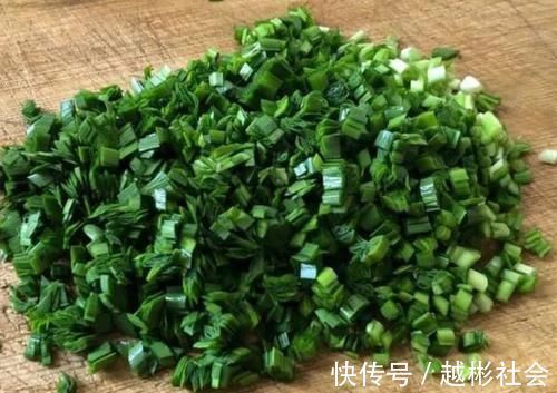 宿便|它被称为洗肠草，便秘的人要多吃，肠道不堵了，排出宿便一身轻