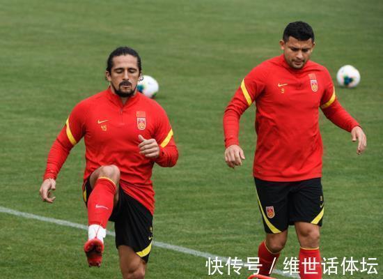 底牌|国足最强底牌亮相!4大归化或一同首发,核心中轴线誓取3分