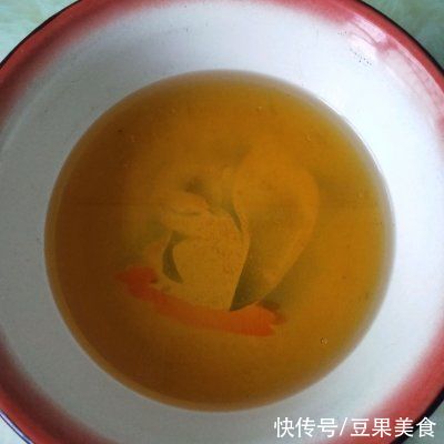 月饼|简单快手又下饭的豆沙馅广式月饼，吃起来那叫一个香