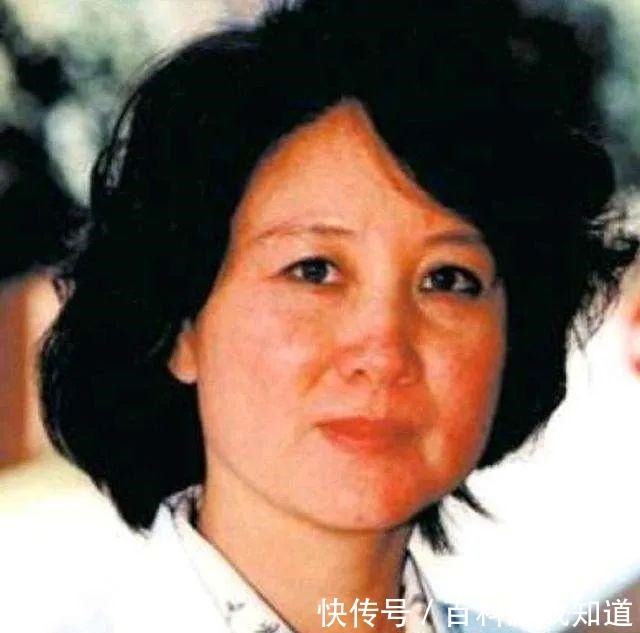 余秋雨|让余秋雨为她抛弃妻女,原配还表示不怪她,马兰到底有何魅力