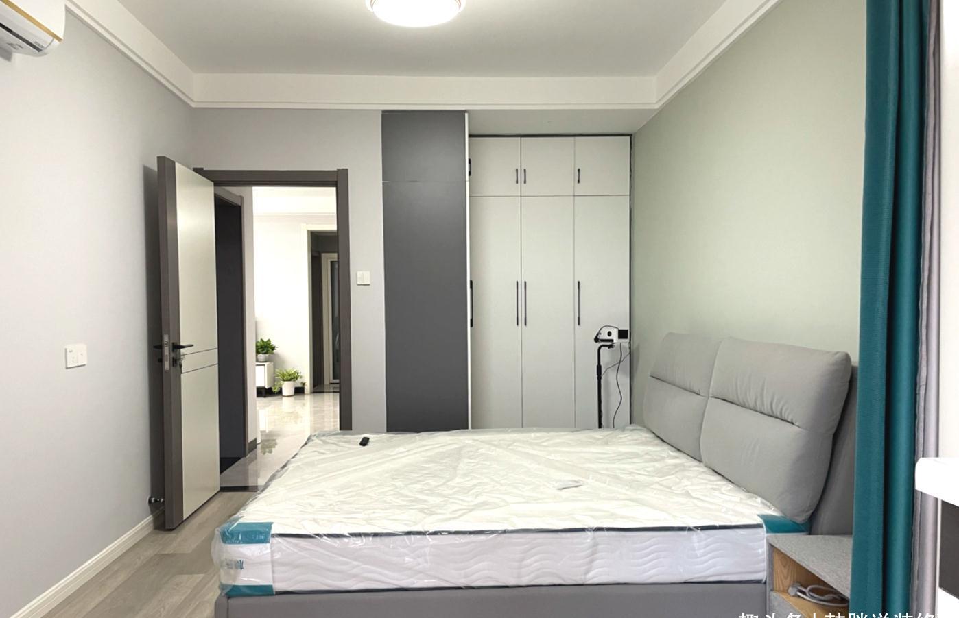 主卧室|120㎡简约新房，软硬装+家具电器共18万，无玄关照样时尚又大气