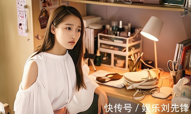 名字|“妈,房产证把我媳妇名字也加上”“不可能,你的都不加”