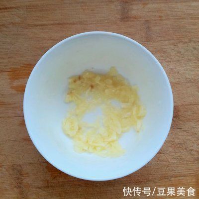 蒜泥|迷倒全家的凉拌酸辣醋粉，真心好吃