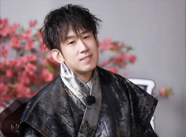 常驻嘉宾 离了邓超陈赫,《跑男》迎来新搞笑担当,拯救收视不在话下