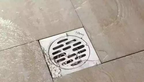 浴室柜|装修老师傅良心告诫卫生间装修的五大致命错误,请不要再犯了