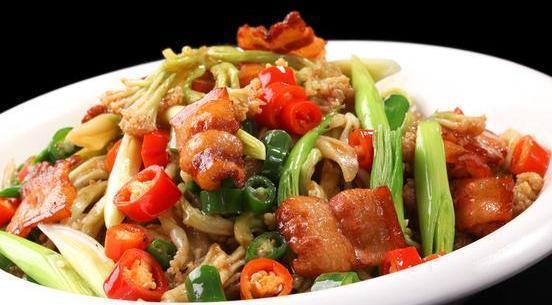 几道下饭菜，色香味俱全，招待客人倍有面子，学会在家露两手吧！