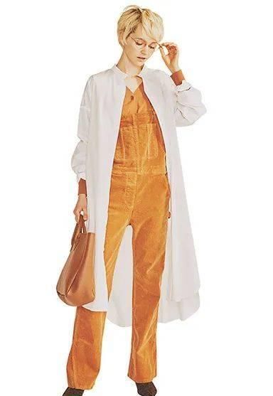 重样|一衣多穿专享初春的中长款白衬衣8天搭出不重样