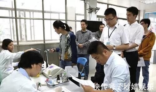 肺结节|如果手部出现这些问题,不是关节炎,或是肺结节发展了,了解一下