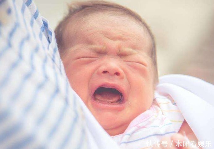 孩子|一岁宝宝不吵不闹,奶奶逢人夸好带,医生怒吼父母太无知