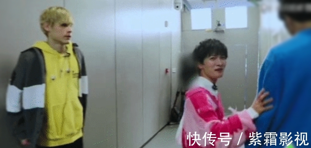 李小龙|利路修着急下岛的原因：“怕”周深！原来张颜齐偷偷干过“笋”事