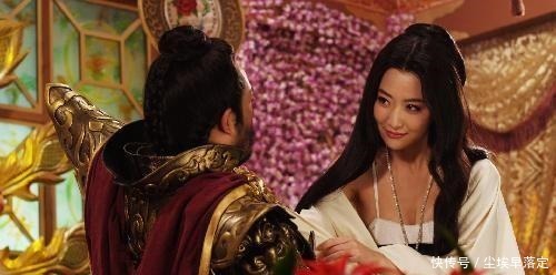 洋妞|史上最荒唐皇帝爱泡洋妞,为防大臣不忠,他规定要当官先 阉!