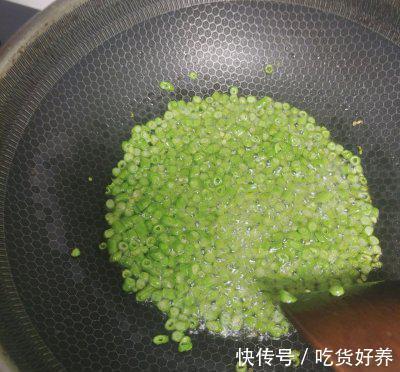 朋友圈|这道家庭版炸酱面拍照发到朋友圈,都在夸我厨艺高