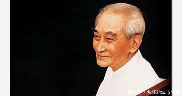 孔子|南怀瑾两类人可探《易经》,第一流的智慧人、没读过书的白纸人