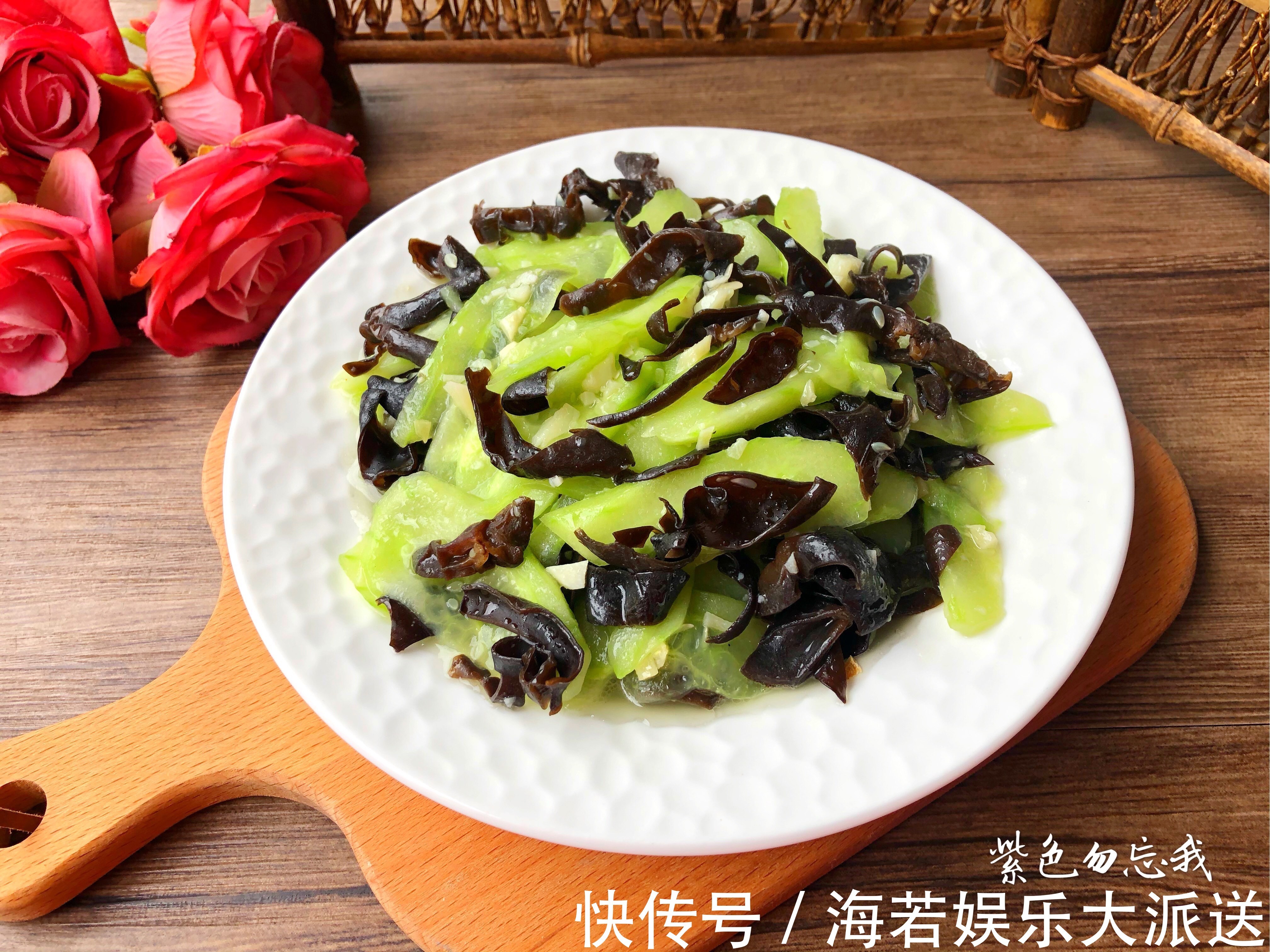 黑木耳|它和黑木耳天生是一对，简单炒一炒，清肠去脂又美味，别错过