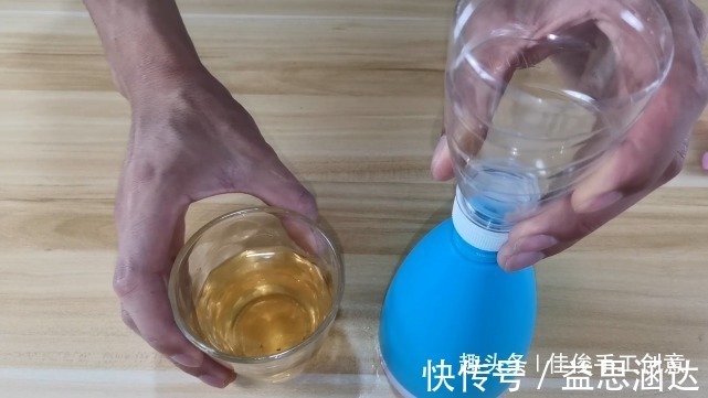 白醋|把藿香正气水滴在白醋里，搞定了生活中的困扰，解决你的难题！