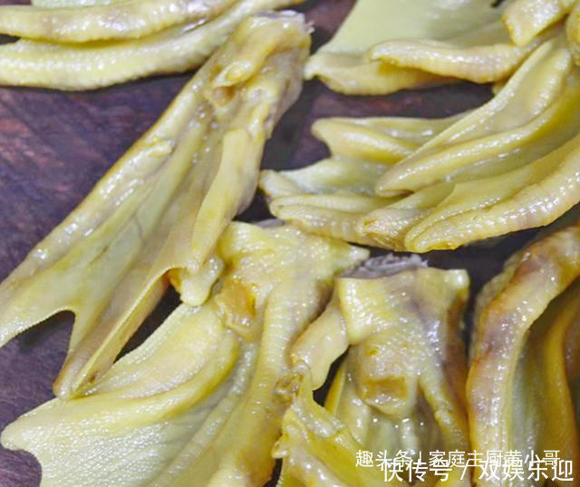 年夜饭又添新菜谱,食材讲究待客有面子,老爸说比大饭店还好吃