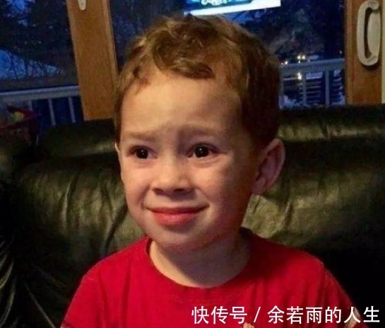 |搞笑段子:弟弟是工程狗,情商低,去亲戚家拜年,弟媳……