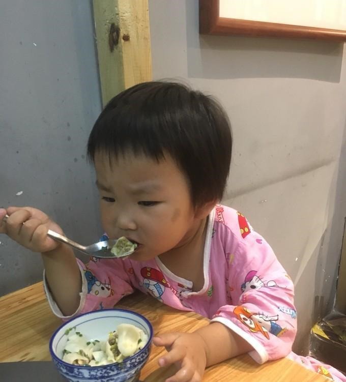 营养|医生劝告：这3种食物看似有营养，孩子多吃，孩子积食难长高