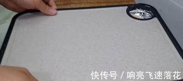 糯米水|芝麻糯米粉这样做,大勺一搅,做出好吃的软糖片,平时待客全靠它!