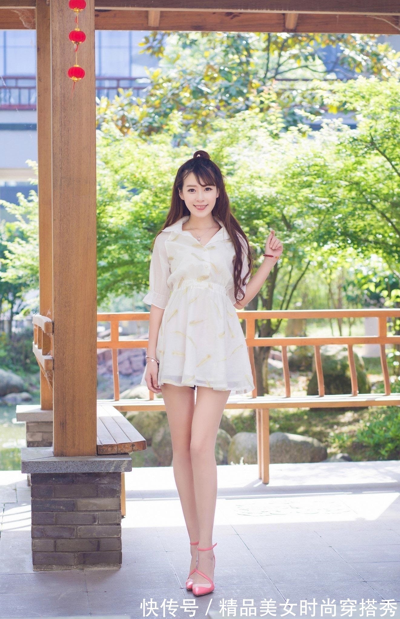 高跟鞋 简约又时尚的裙装搭配,给人一种简约的时尚美