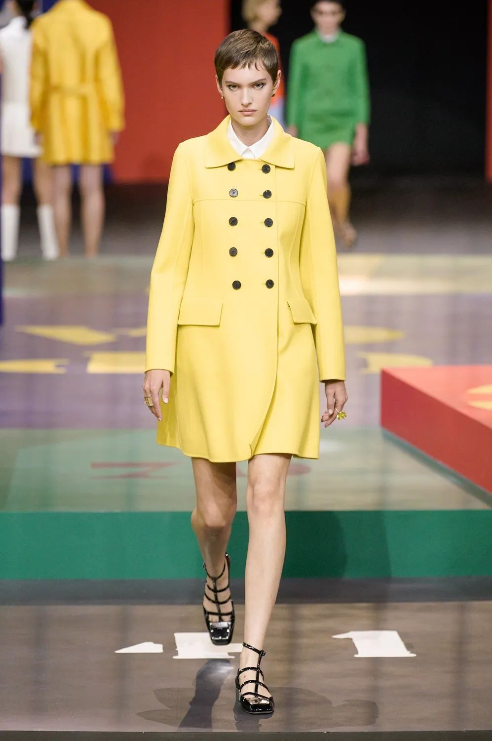 anna！DIOR邀请你玩一场打破陈规的游戏