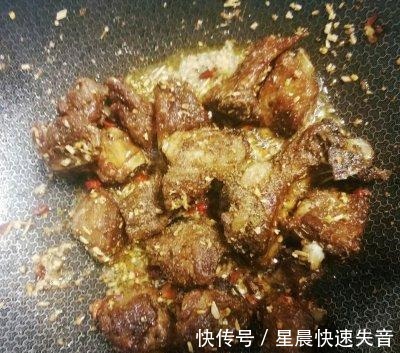 酥脆|这道酥脆孜然排骨，每天吃都吃不够！这道酥脆孜然排骨，每天吃都吃不够！