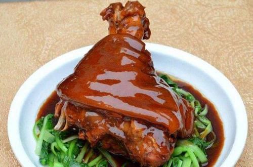 油亮|这款鲁菜红烧肘子，在家也能做