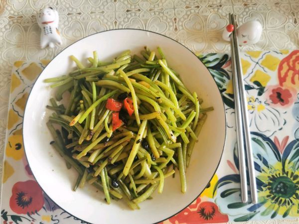 日食记|豆豉炒山芋苗