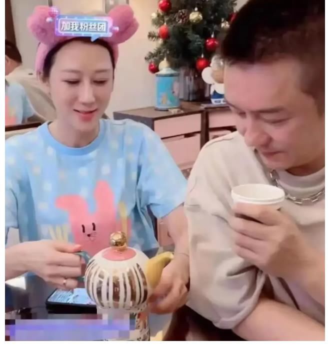 陈浩民夫妇区别化对待保姆和助理，剩下的饭菜给他们吃？