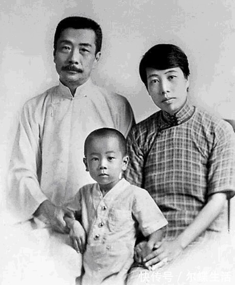 小名@鲁迅写过1篇“幼稚”文章,通篇只用了3个字,却感动了无数读者