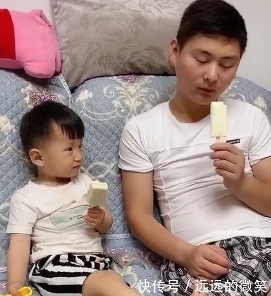 宠娃|宝宝哭闹要吃冰棍,爸爸想了个妙招来宠娃,网友:爸爸的套路深