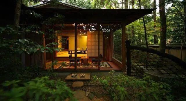 吉村顺|“小户型之神”的乡村别墅曝光!废弃30年再次修复,成为无数人向往的养老住宅