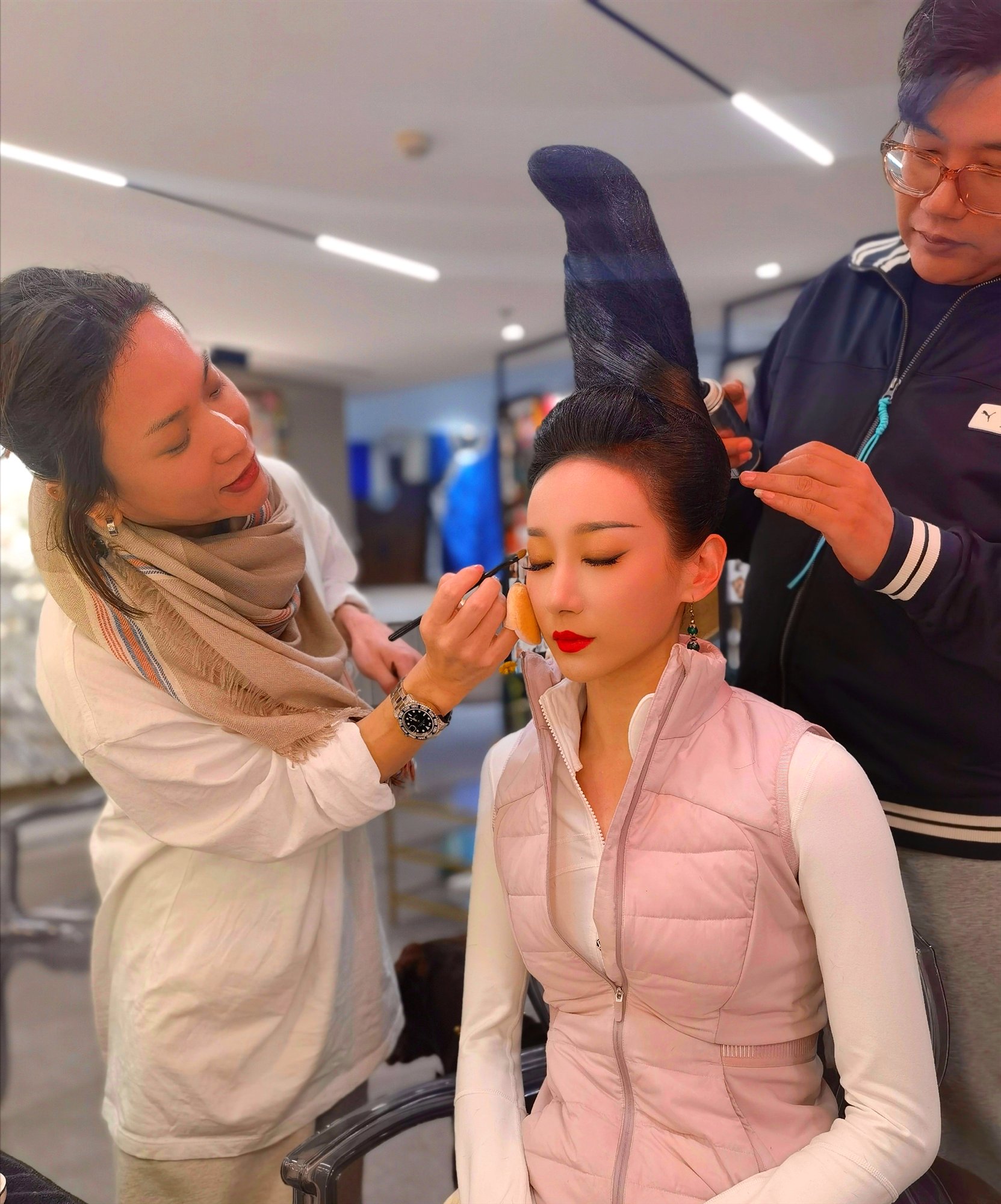 国风舞$春晚国风舞刷屏，无可替代的国潮力量——孟庆旸《只此青绿》