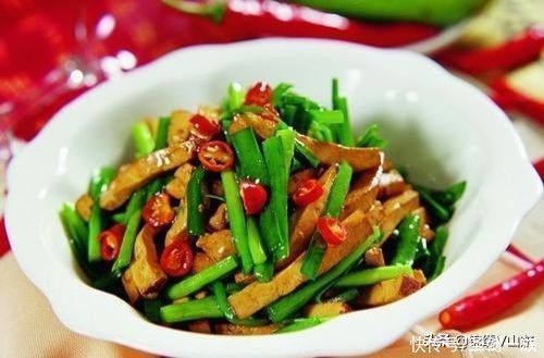 天热没胃口来尝尝12道家常素菜，做法简单，营养美味，一盘不够吃