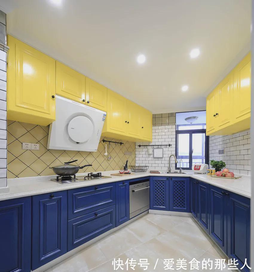 新房|132平米的新房,美式混搭风装修,不规则厨房装出了既视感!