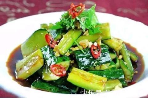 简单几道家常菜,味道不比餐馆差,一大盘不够吃,两天不吃就嘴馋