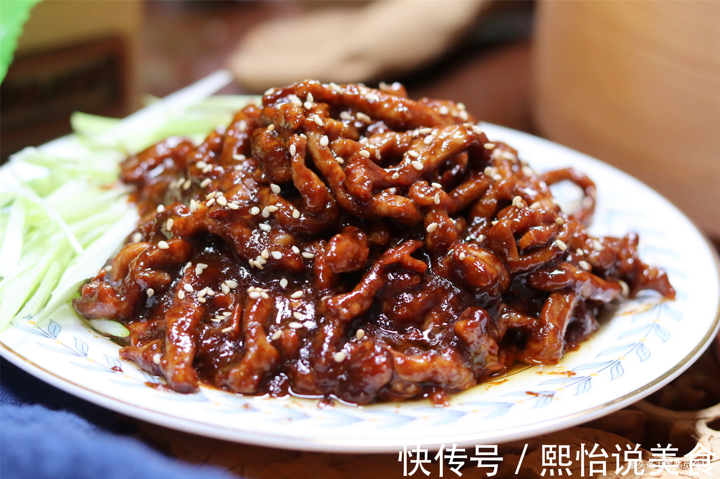 做京酱肉丝,用对3样调味料,步骤照着做,简单一炒都能很成功