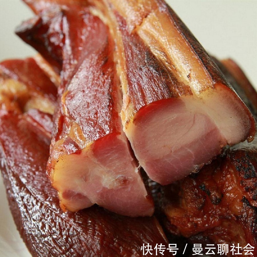白酒|腌腊肉，放多少盐合适？牢记这个比例，腊肉鲜香入味，不长毛不臭