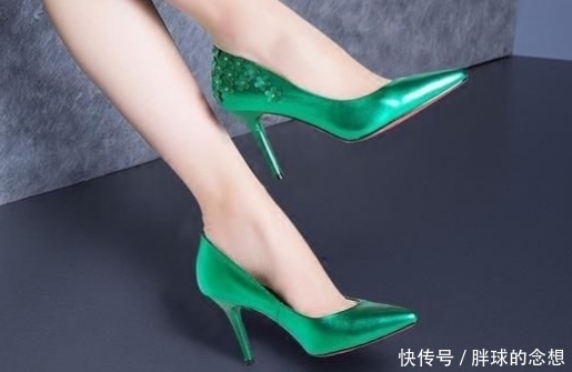 柔美|细跟鞋让女性展示出柔美的一面,能够让女人的步伐优雅起来!