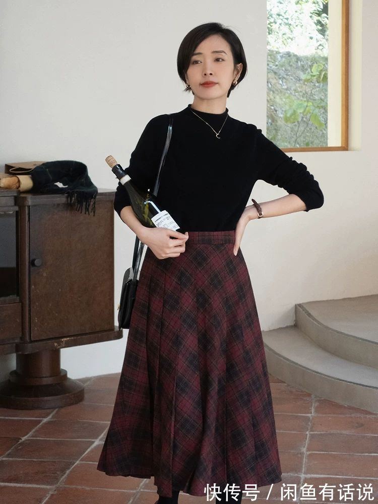 高腰线 冬天火了一种毛衣叫“卷边领”,优雅有女人味,外穿内搭都挺好看