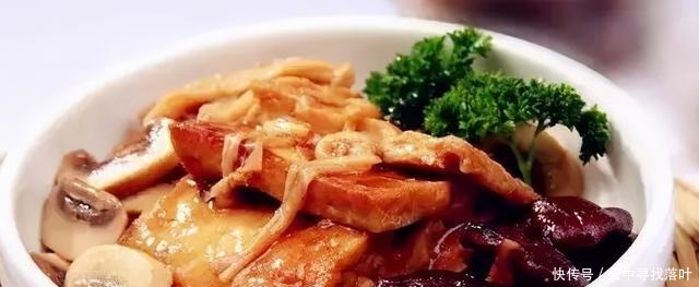 春季多给孩子吃这3类食物，均衡营养，促进睡眠，有助孩子长个！