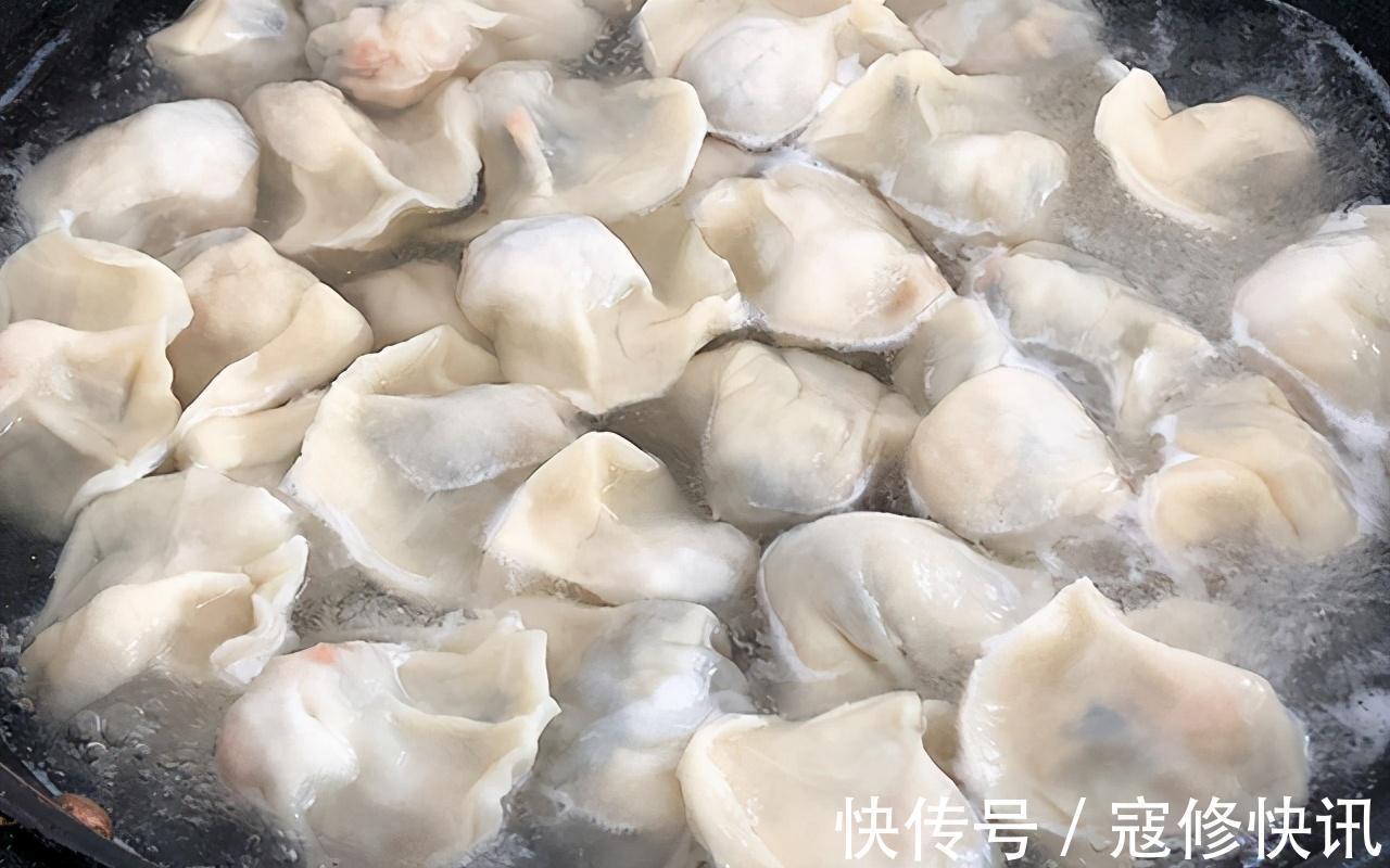 饺子|天凉多吃莲藕好,试试莲藕饺子,很多人没吃过,皮薄馅大口感好