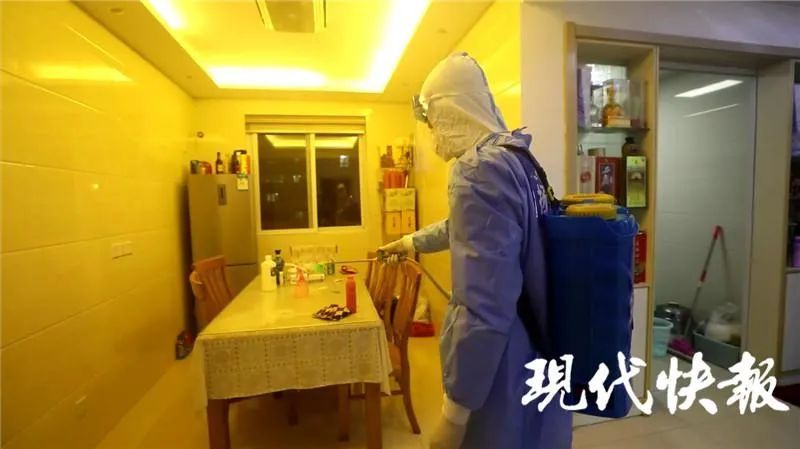 住所|扬州确诊病例住所如何消杀？现场画面来了