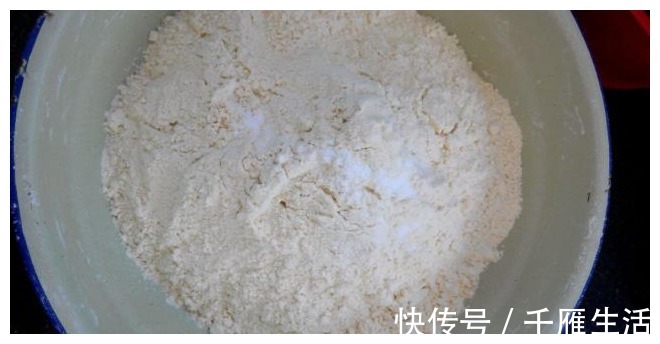 美味|想要做出软糯香甜的枣糕,只需这“3步”,简单易学又美味