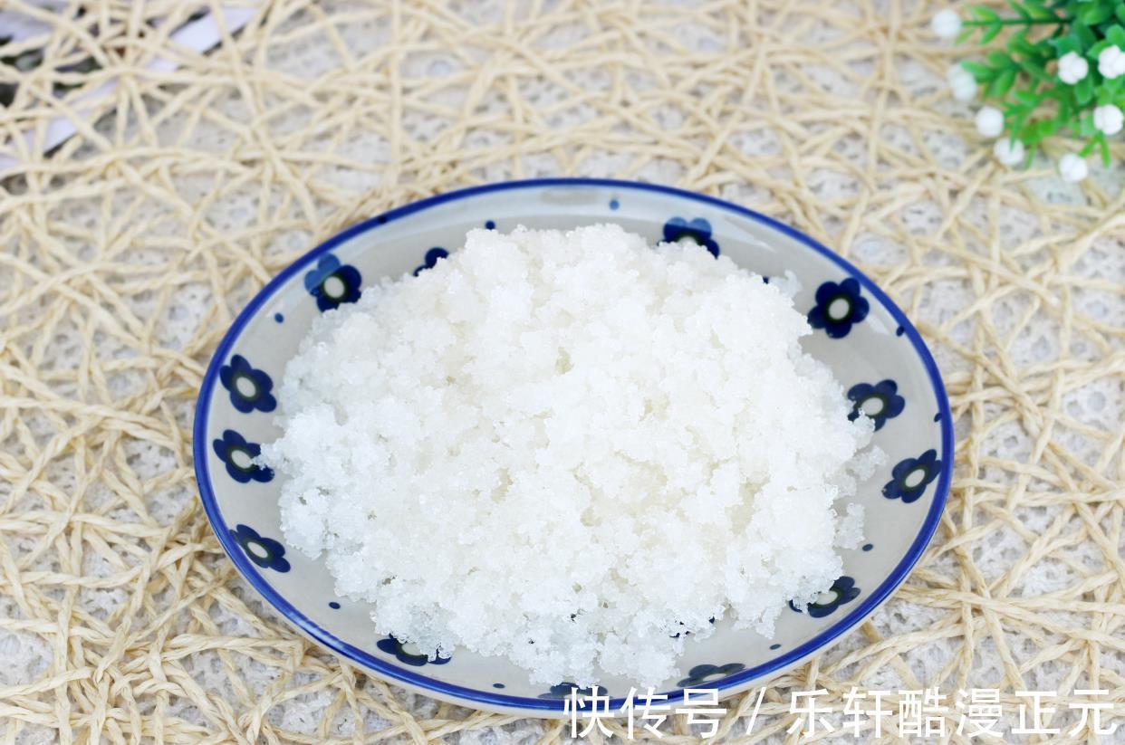 绿豆粥|煮绿豆粥时,放红糖,冰糖还是白砂糖,区别很大,别再放错了