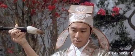 她是明朝花魁,偏爱风流才子,出一对联难倒众人,连唐伯虎都认输