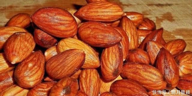 补血|女人养生常吃3种食物,调经补血,养护卵巢,排除子宫毒素