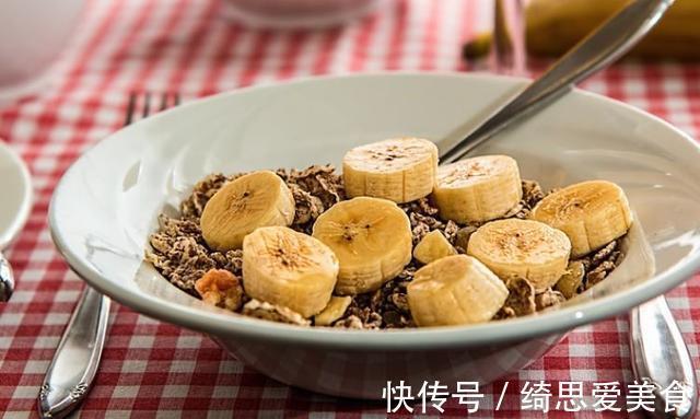 睡眠质量|长期失眠用上它,每天煮水喝一碗,入睡快、睡得香,一觉到天亮