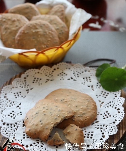 添加剂|分享一款简单又好吃的薄饼,没有添加剂,酥脆可口越嚼越香
